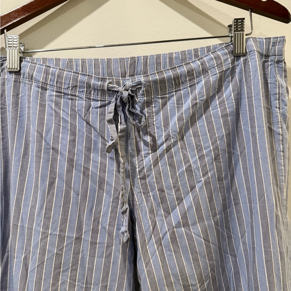 Victoria's Secret Blue Striped Pajama Set - Picture 5 of 5